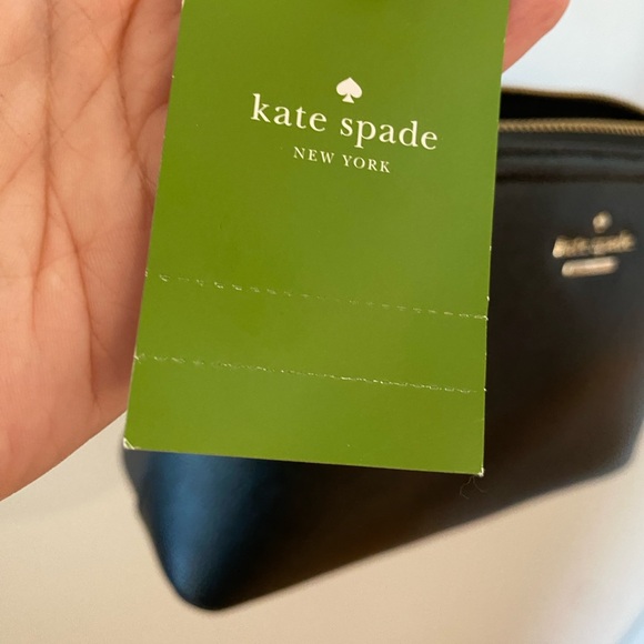 Kate Spade: Peggy Purse in Black - Picture 9 of 9